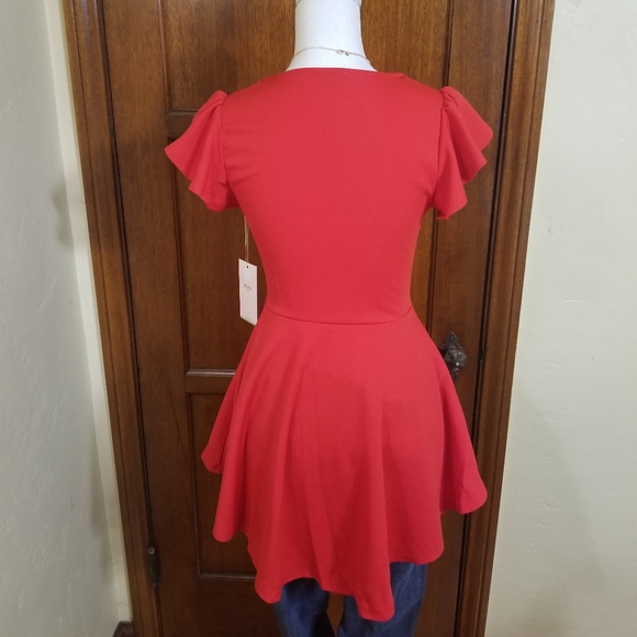 Red Tunic Top❤ - Picture 4 of 4